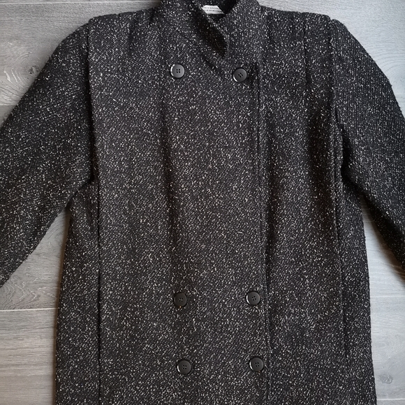 Boxy Wool Coat - Picture 3 of 7